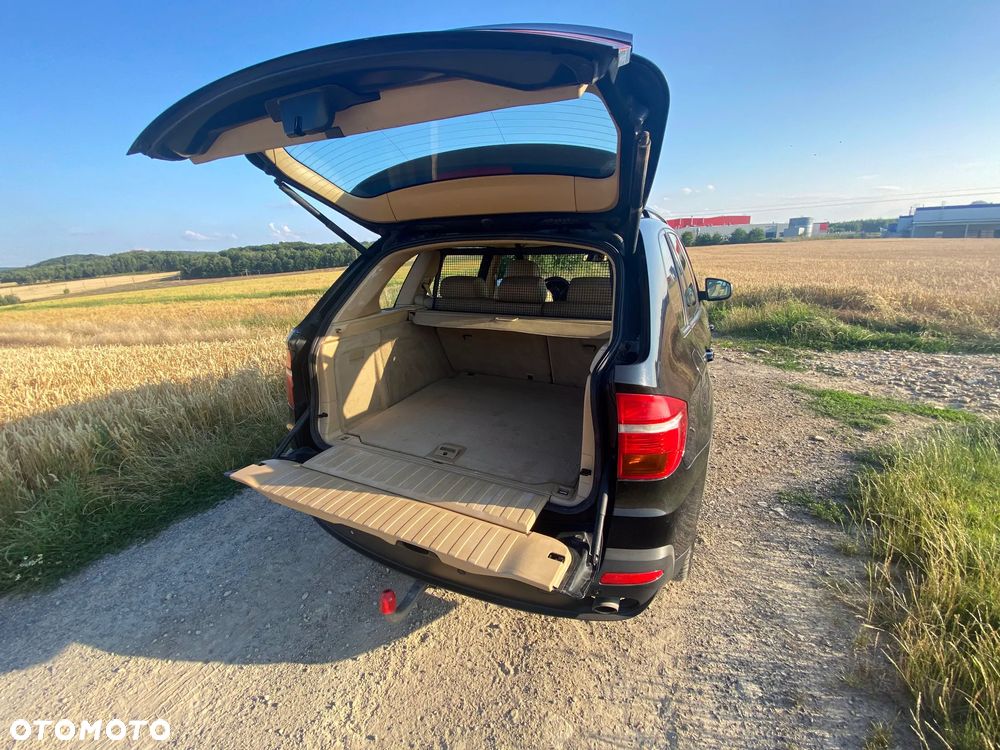 BMW X5 3.0si xDrive - 10