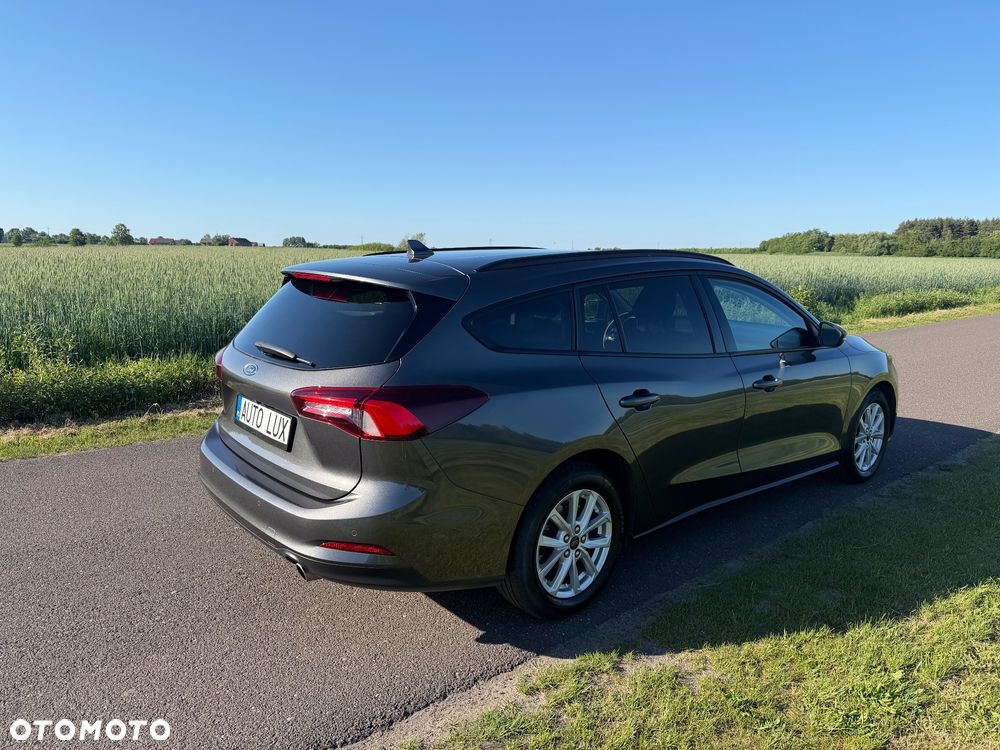 Ford Focus 1.5 EcoBlue Start-Stopp-System TITANIUM STYLE - 6