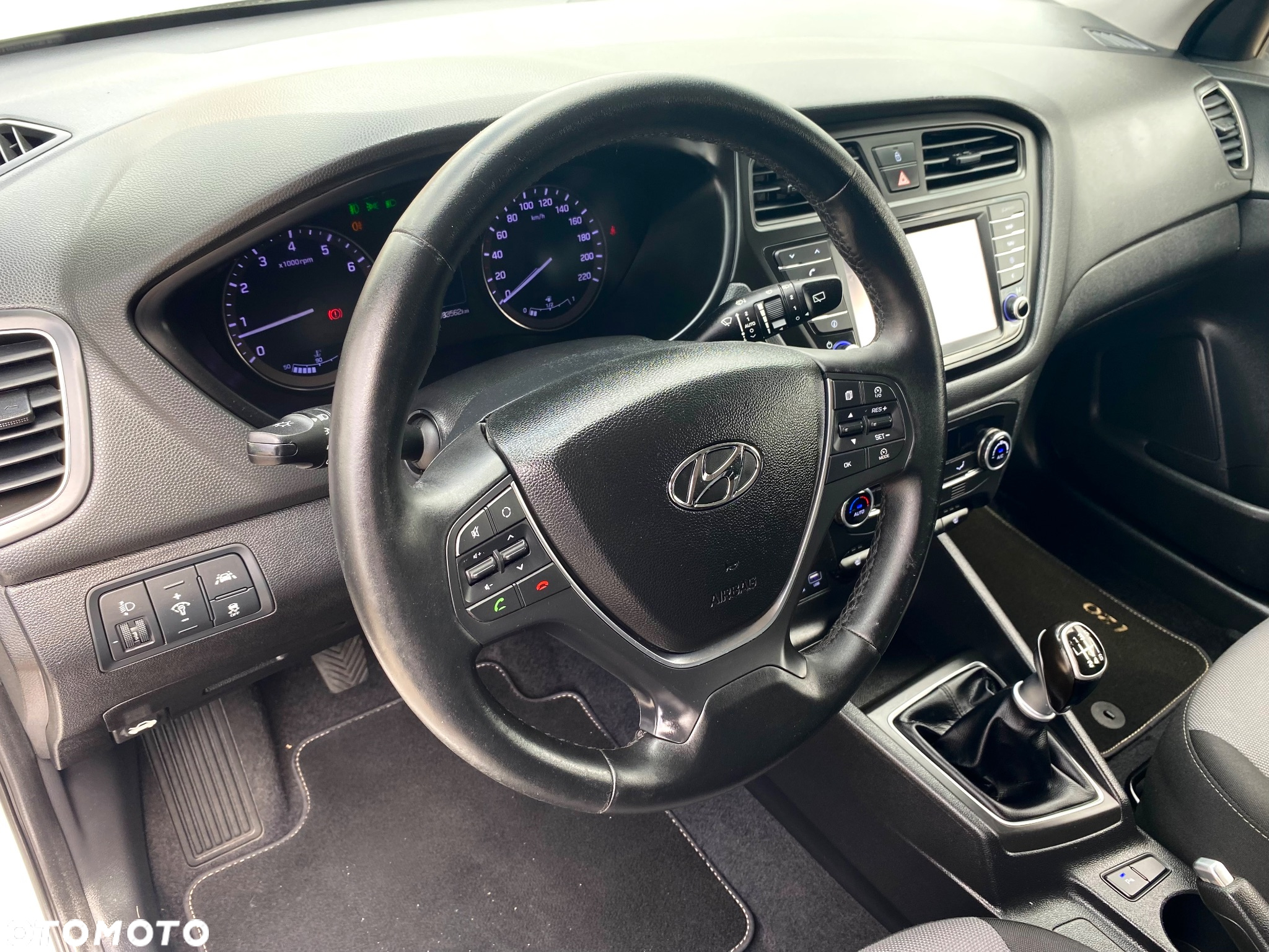 Hyundai i20 - 11