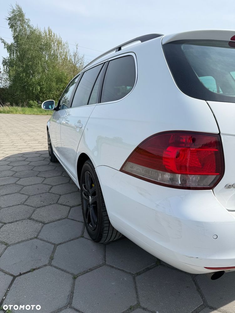 Volkswagen Golf 1.6 TDI Highline - 13