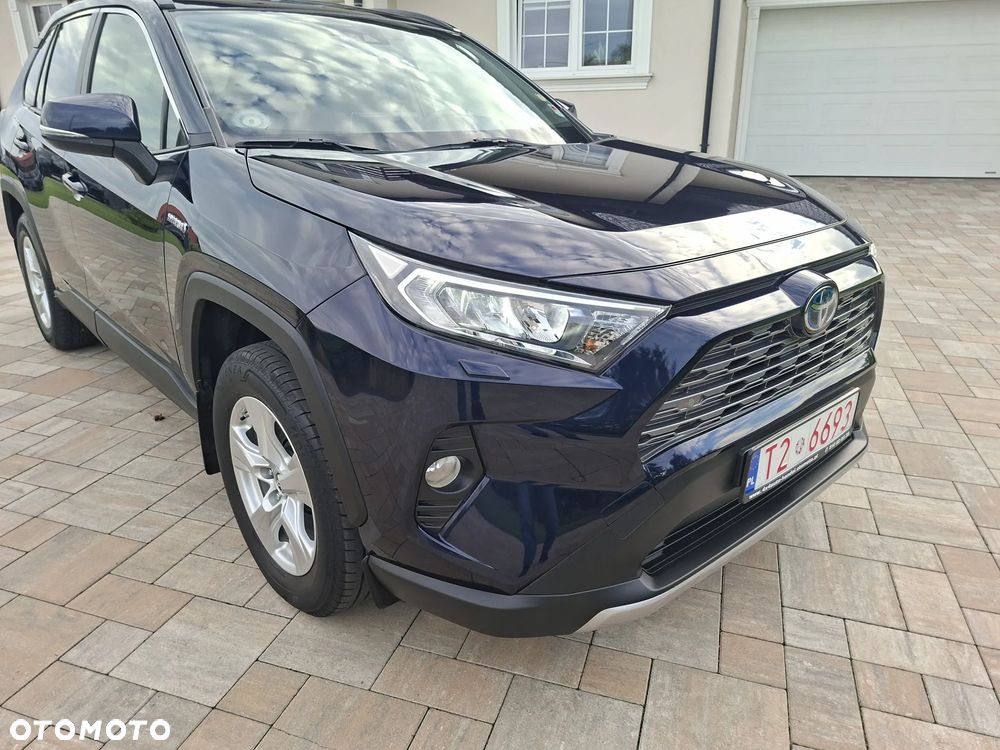 Toyota RAV4 - 11