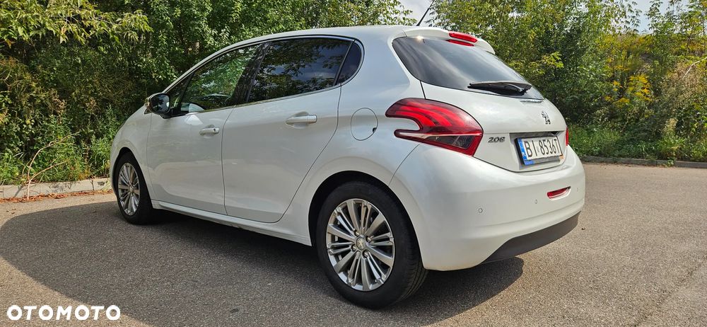 Peugeot 208 1.2 PureTech Allure S&S EAT6 - 1