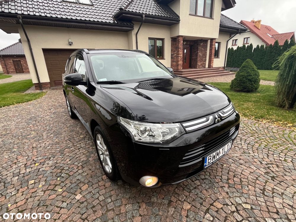 Mitsubishi Outlander 2.0 Intense + - 8