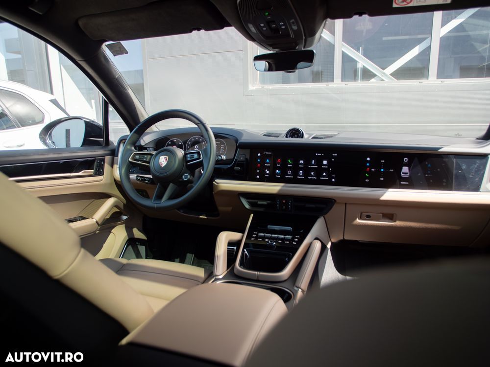 Porsche Cayenne - 6