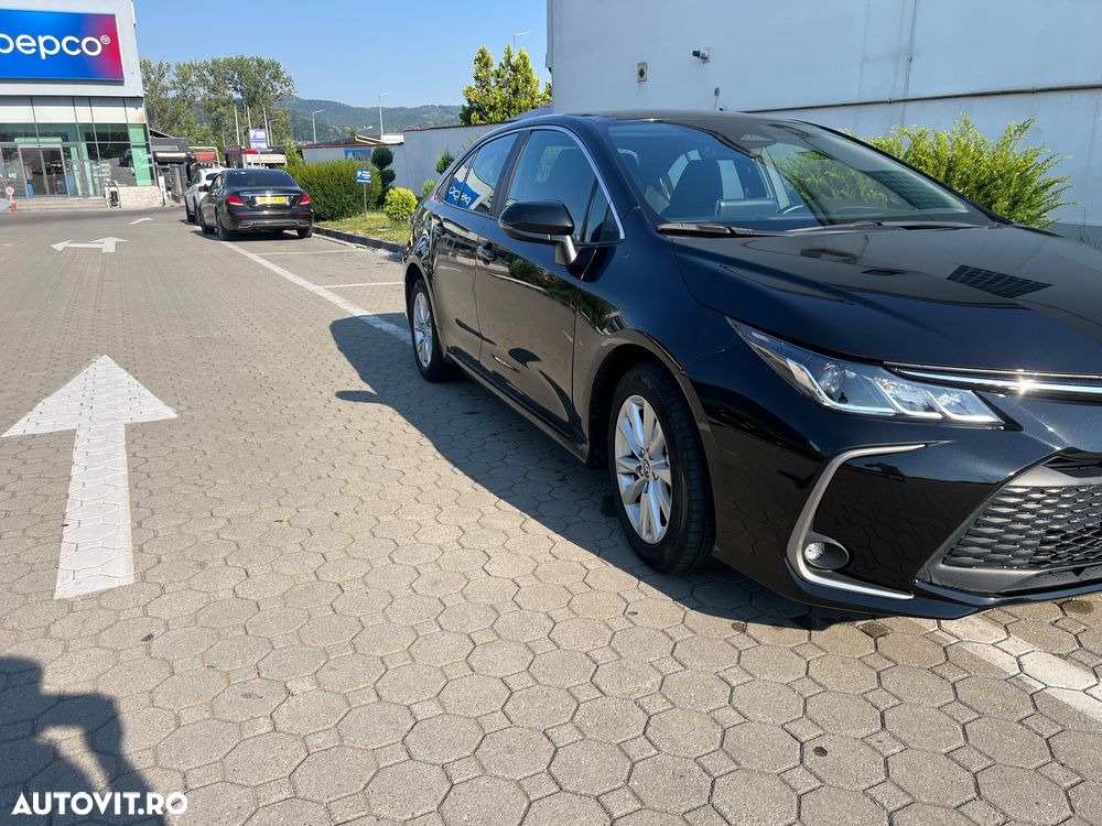 Toyota Corolla 1.8 HSD Business - 3