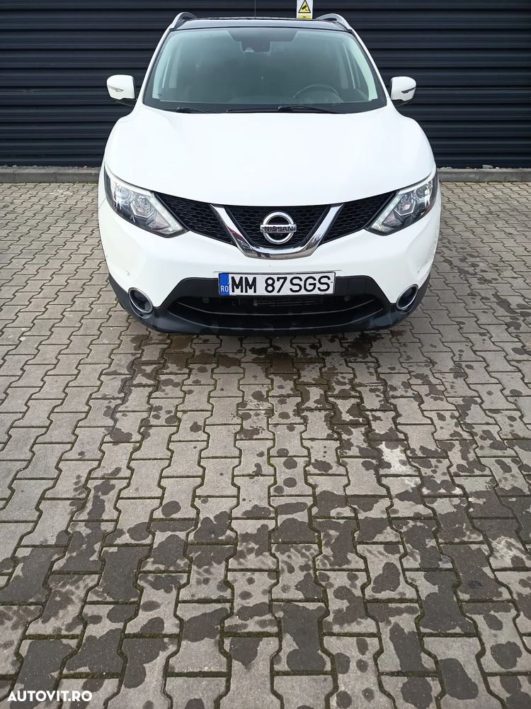 Nissan Qashqai 1.6 DCI Xtronic TEKNA+ - 1