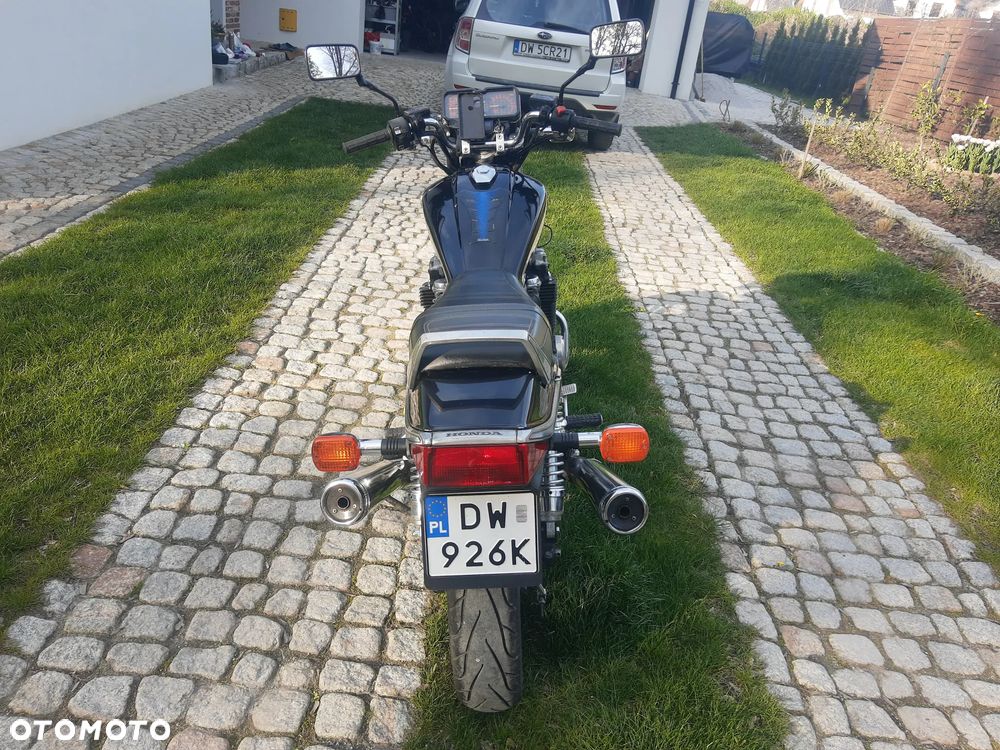 Honda CB - 4