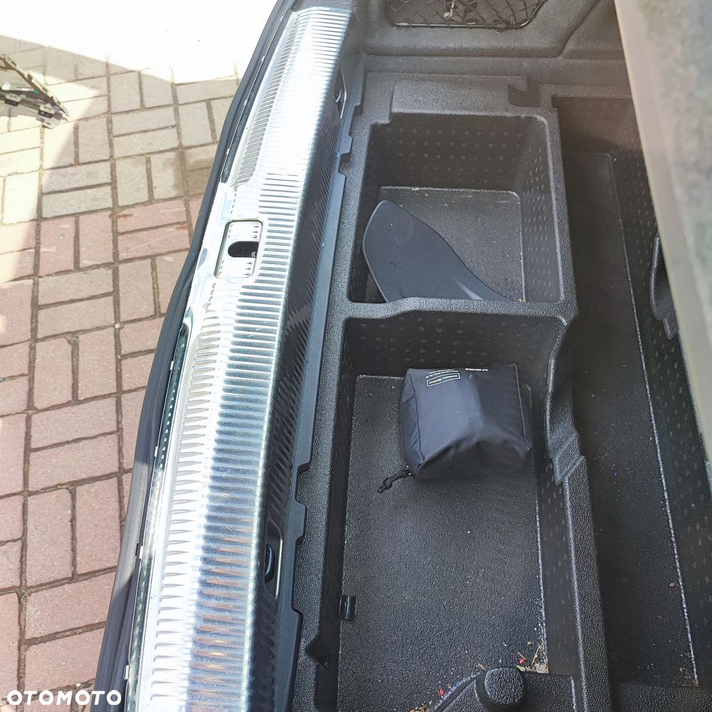 Audi Q3 1.4 TFSI Edycja Specjalna S tronic - 11