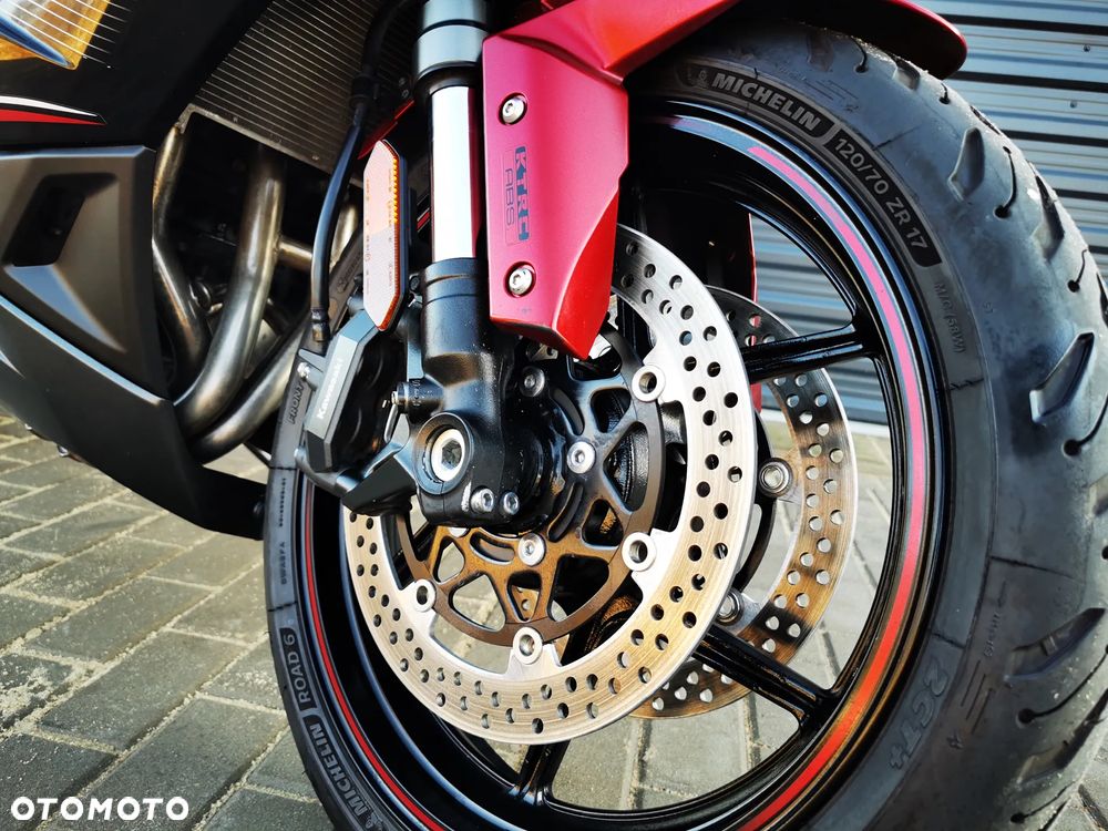 Kawasaki Ninja 1000 SX - 14