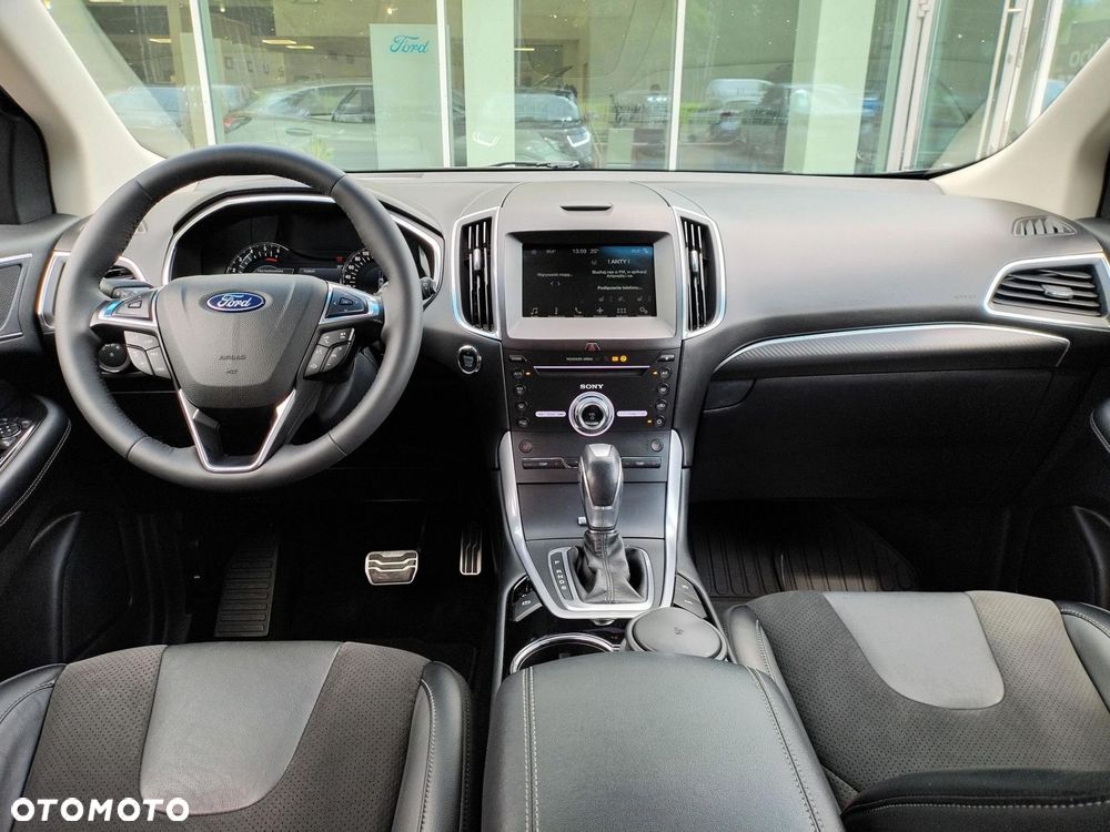 Ford Edge - 11