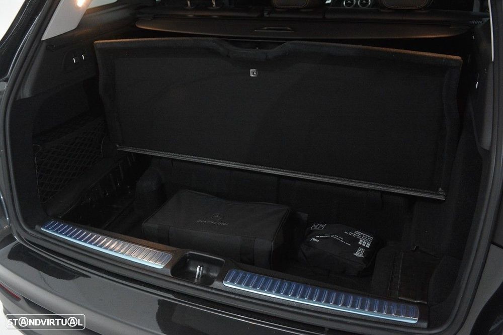 Mercedes-Benz GLC 300 de 4Matic - 12