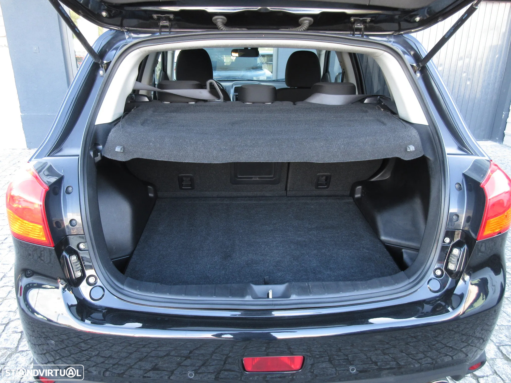 Mitsubishi ASX 1.6 Cross City - 17