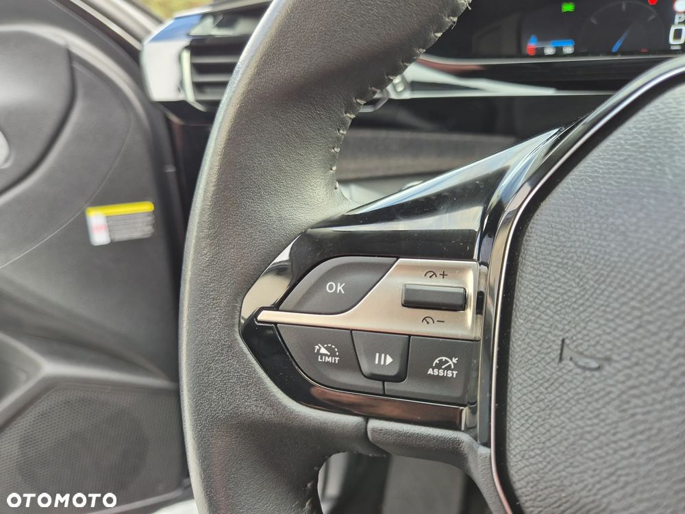 Peugeot 308 1.2 PureTech Allure S&S EAT8 - 32