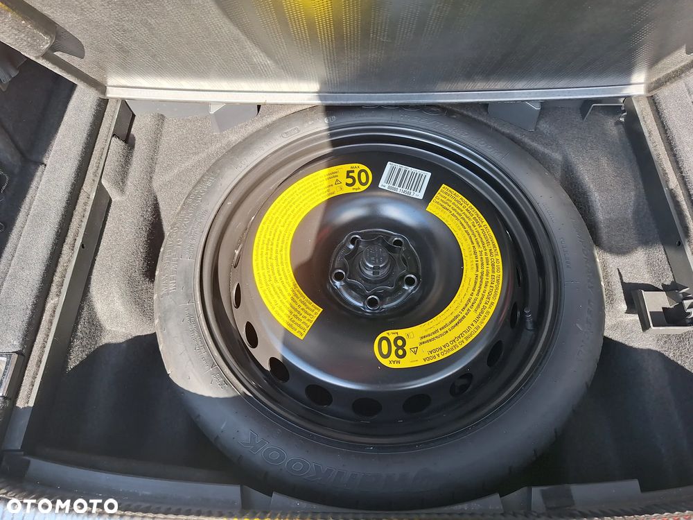 Audi A4 Avant 2.0 TDI S tronic - 29