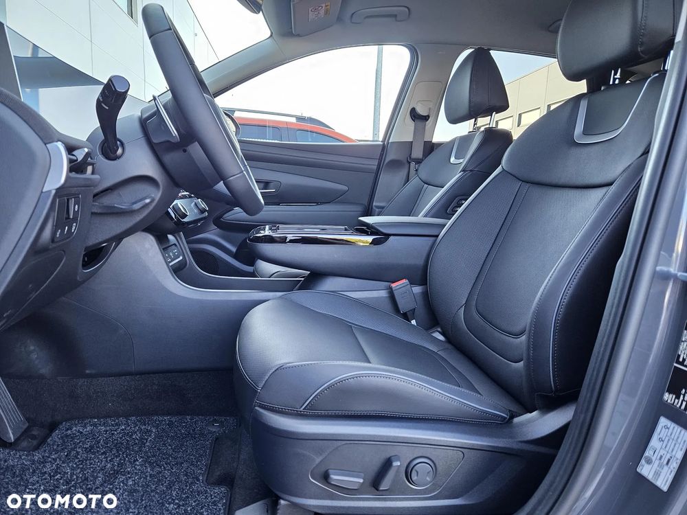 Hyundai Tucson 1.6 T-GDi HEV Platinum 2WD - 22