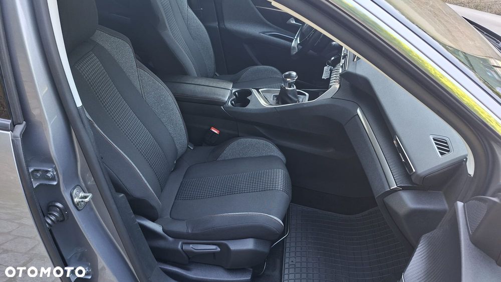 Peugeot 3008 PureTech 130 Stop & Start GPF Active - 13