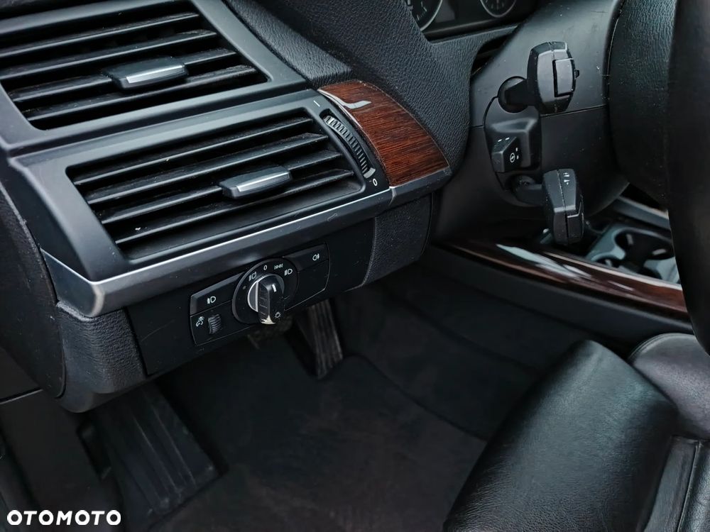 BMW X5 xDrive30d - 17