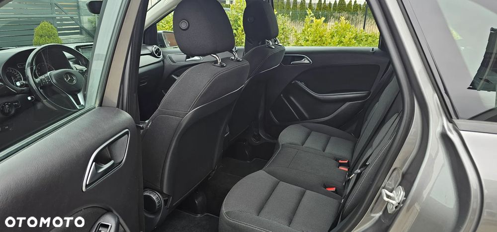 Mercedes-Benz Klasa B 200 CDI (BlueEFFICIENCY) 7G-DCT - 6