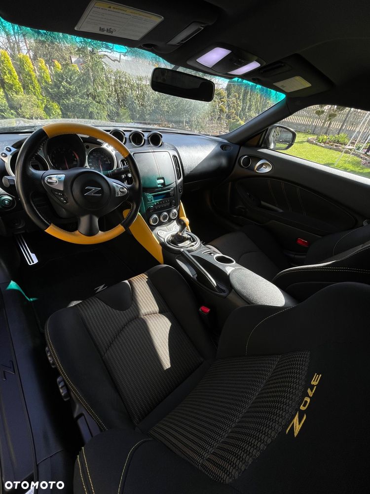 Nissan 370 Z Black Edition - 13