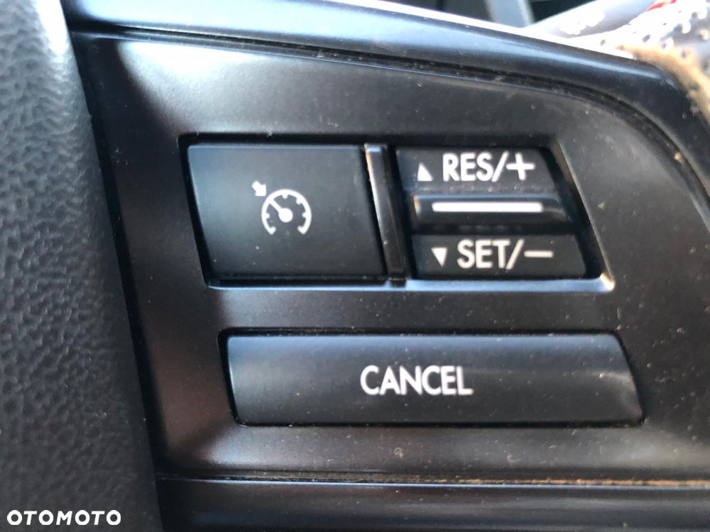 Subaru WRX STI 2.5 Exclusive - 32