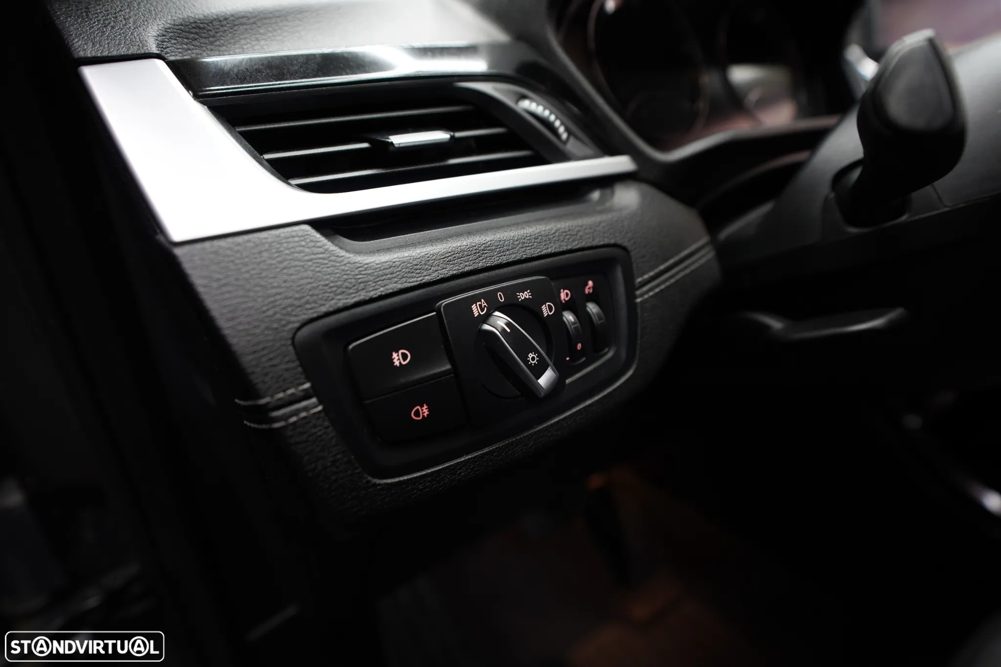 BMW X1 18 d sDrive xLine Auto - 9