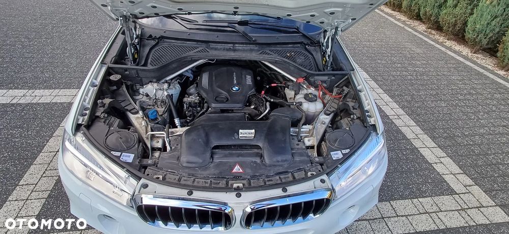 BMW X5 xDrive25d - 11