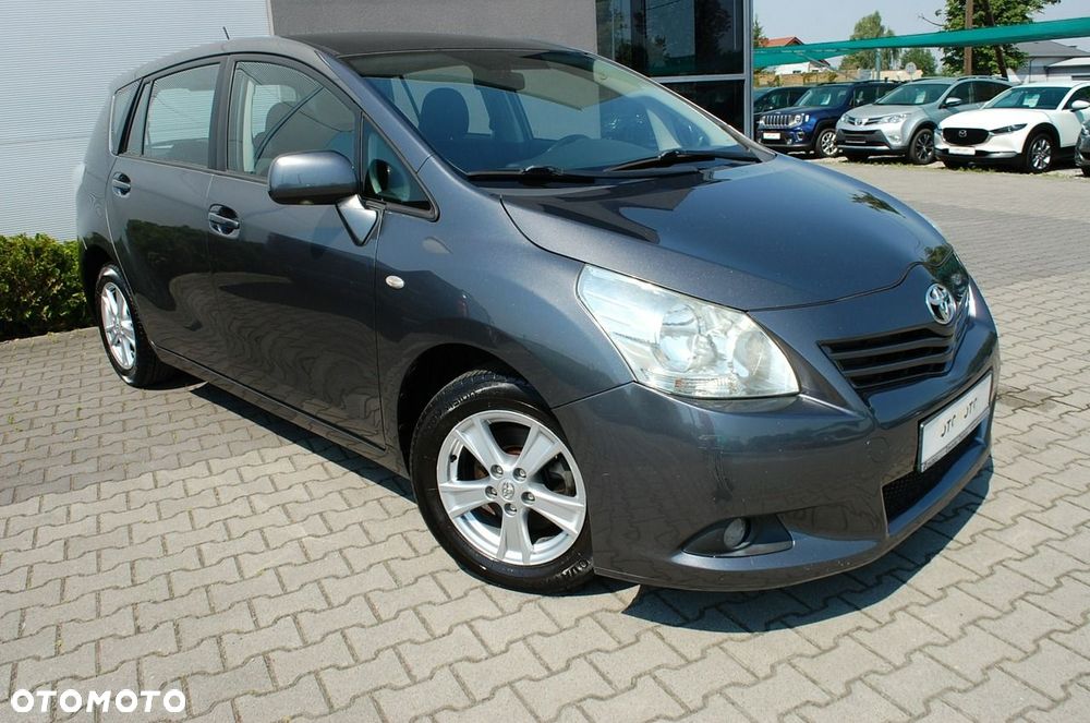 Toyota Verso - 18