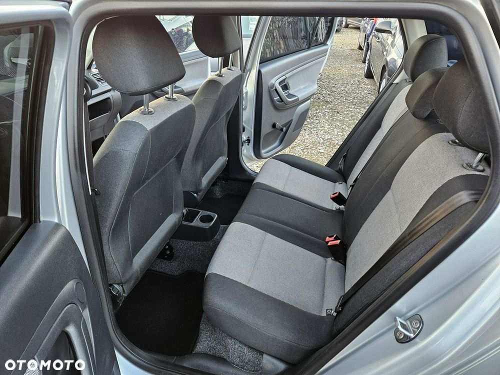 Skoda Fabia - 9