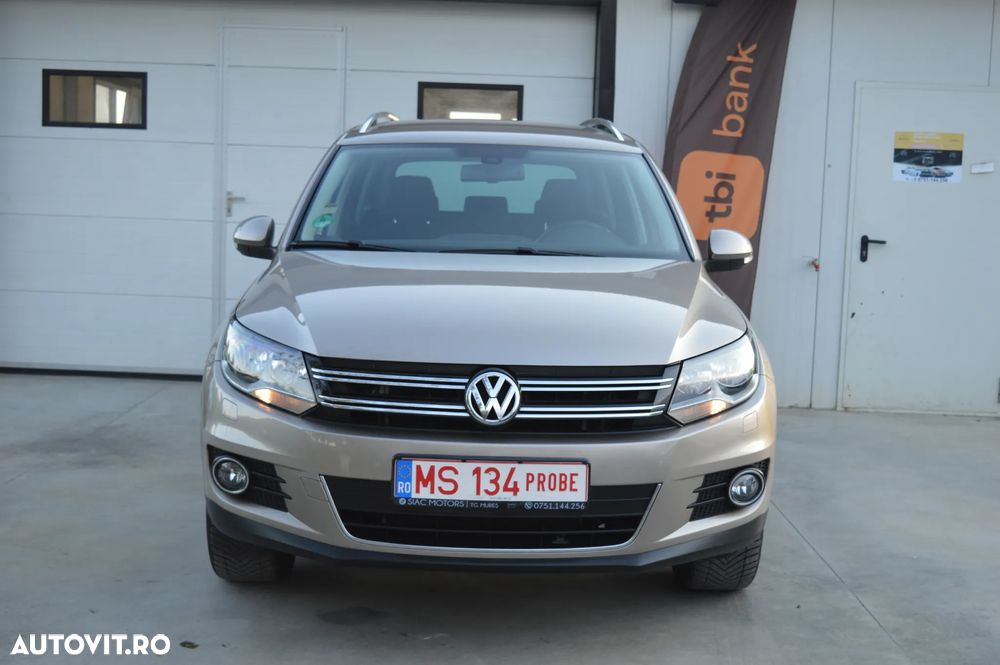 Volkswagen Tiguan 2.0 TDI DPF 4Motion BlueMotion Technology Sport & Style - 10