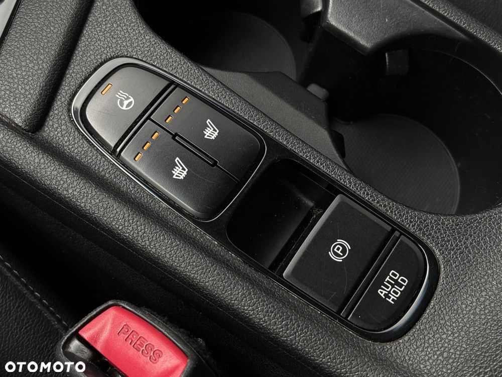 Kia Niro 1.6 GDI Hybrid L - 26