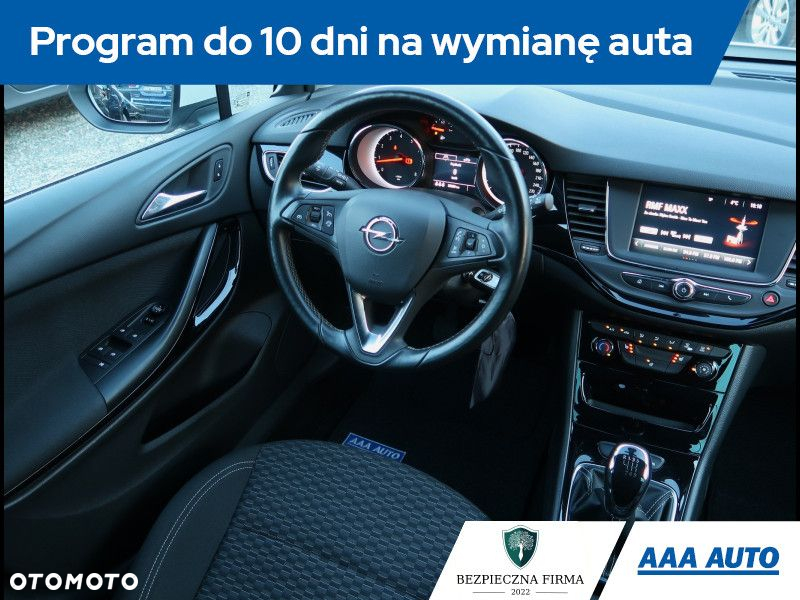 Opel Astra - 8