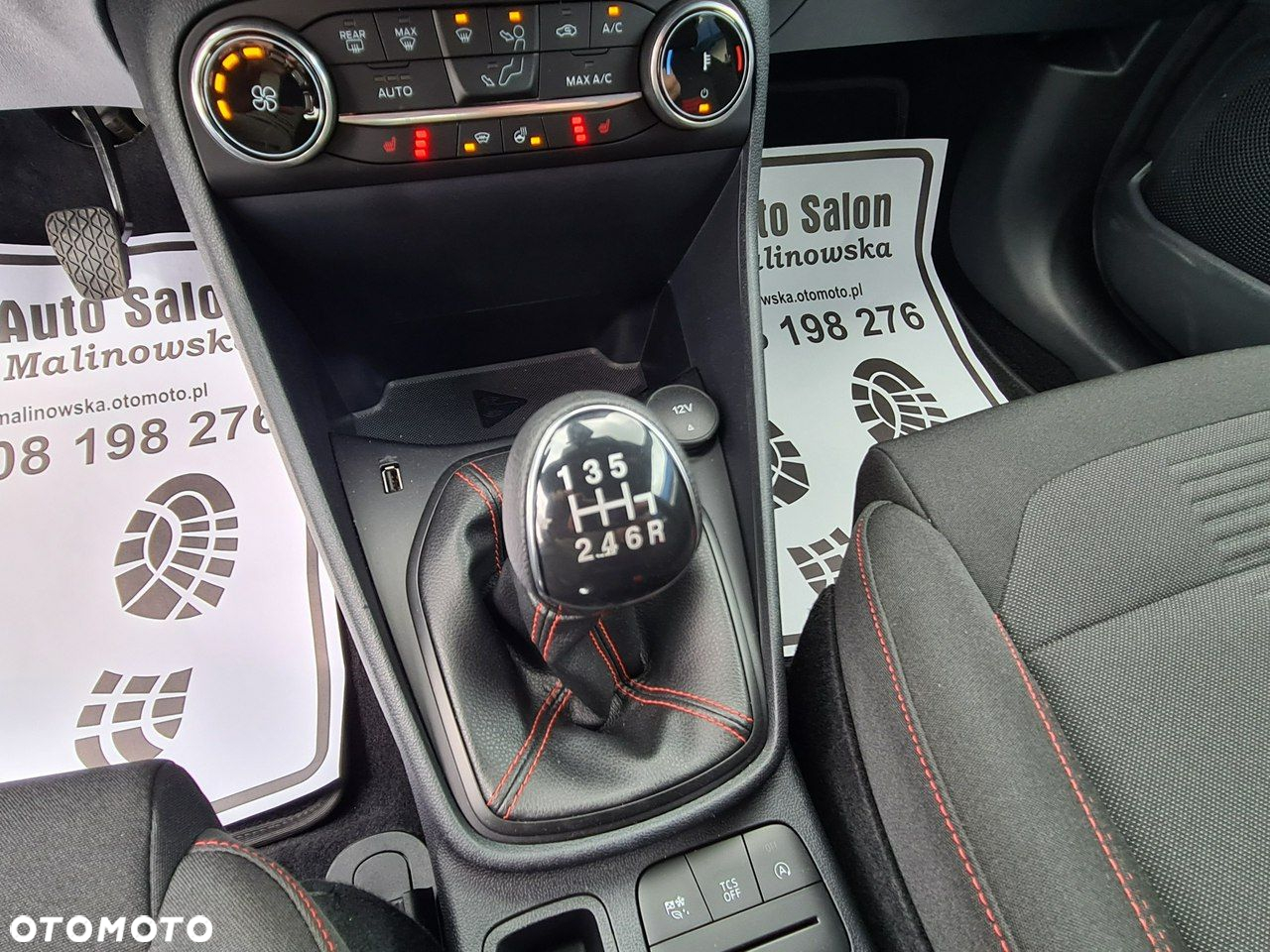 Ford Fiesta 1.0 EcoBoost Hybrid S&S ST-LINE - 28