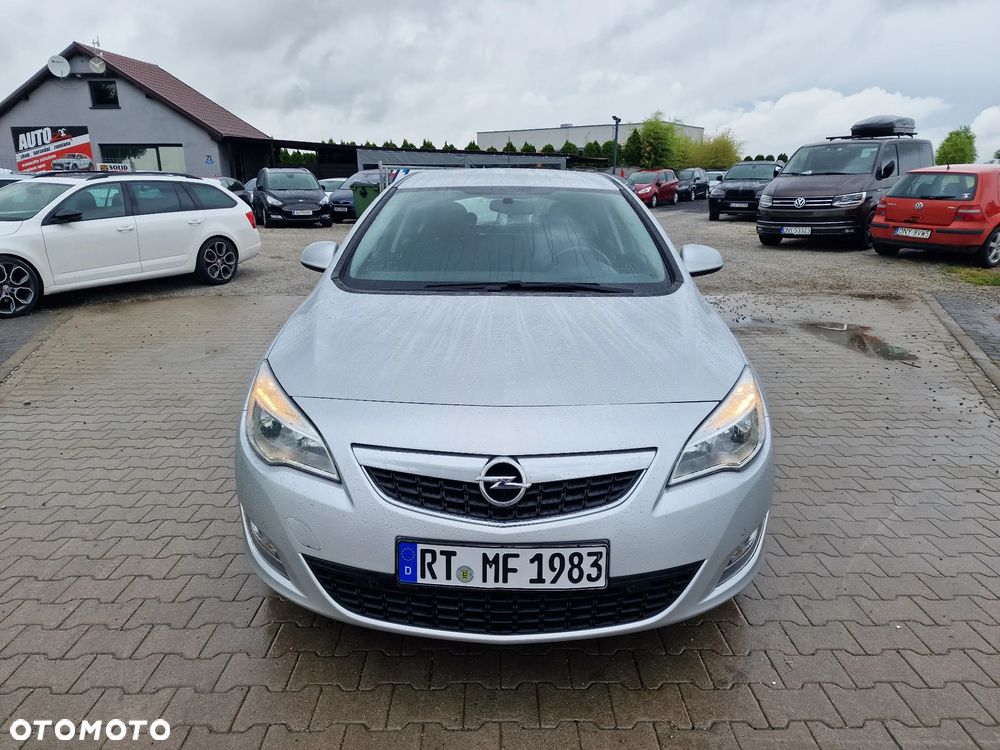 Opel Astra 1.4 Turbo Edition - 4