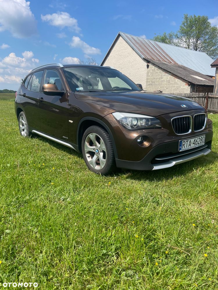 BMW X1 sDrive18i - 1