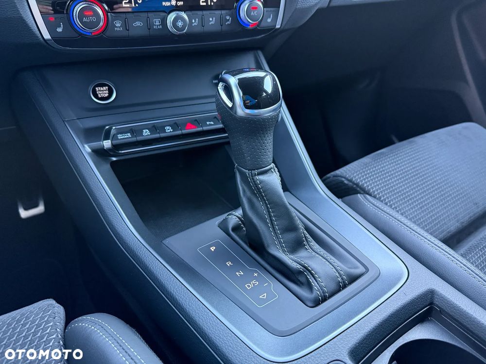 Audi Q3 Sportback 40 TDI quattro S tronic S line - 24