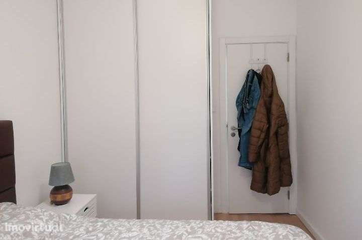 T2  remodelado Lavradio junto à Igreja - Grande imagem: 4/4