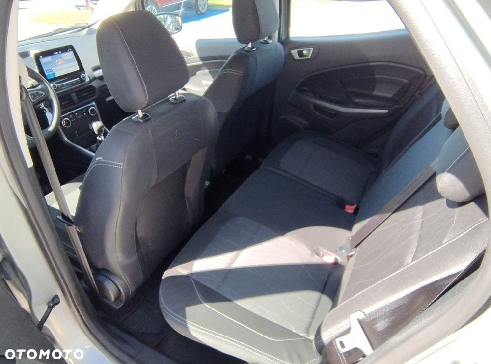 Ford EcoSport - 12