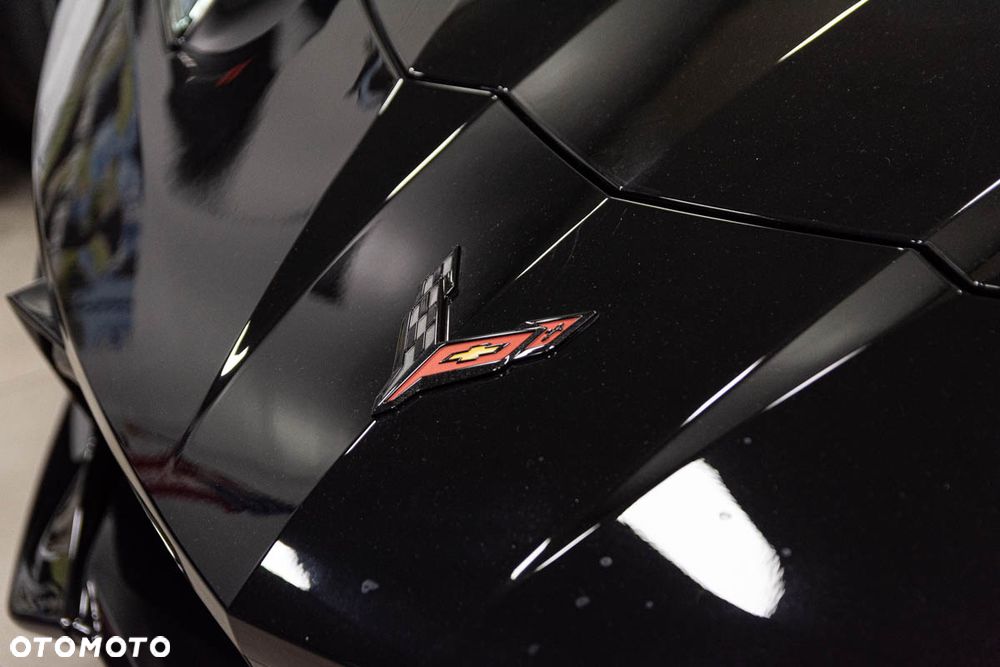 Chevrolet Corvette - 7