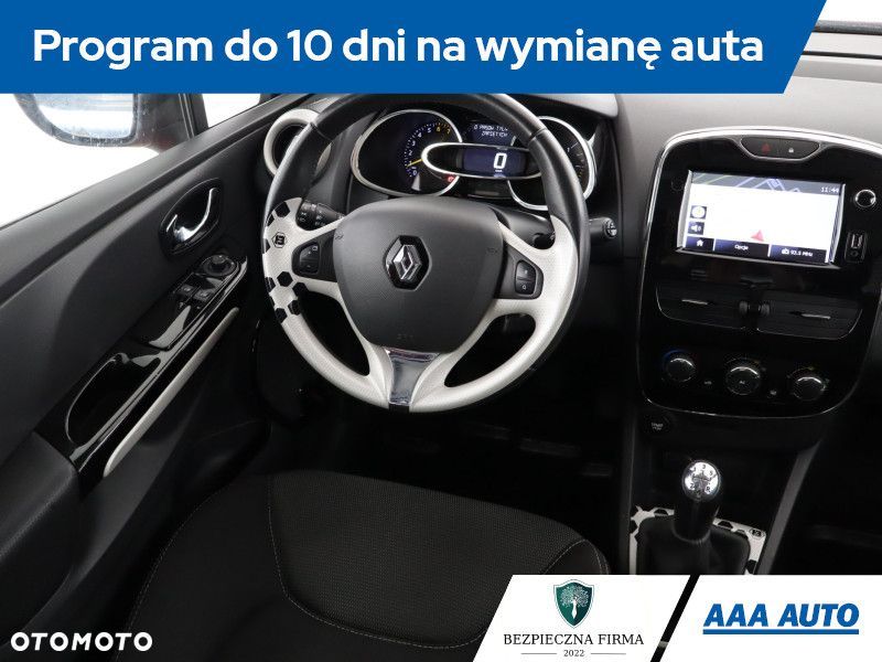 Renault Clio - 9