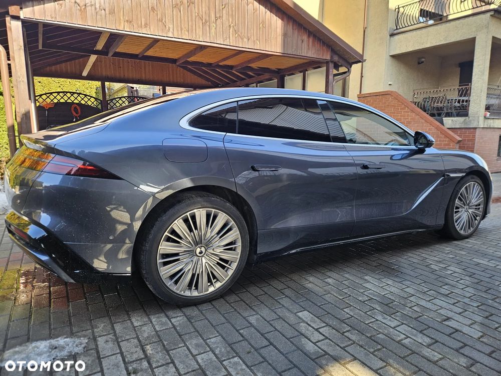 Denza Z9 - 11