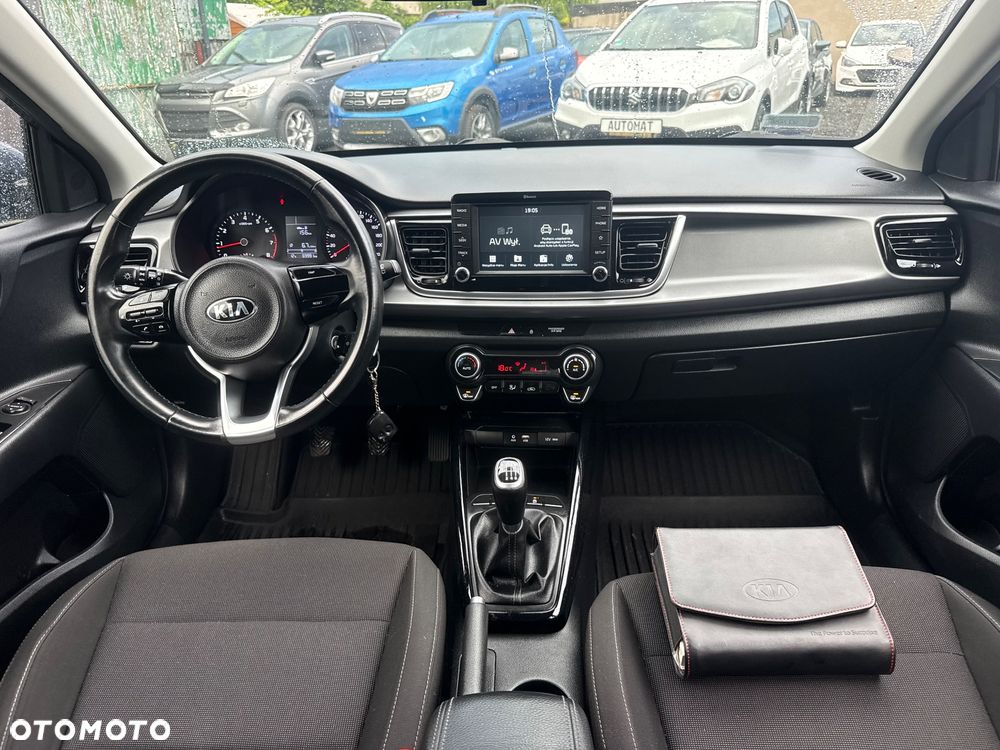Kia Rio 1.4 L - 14