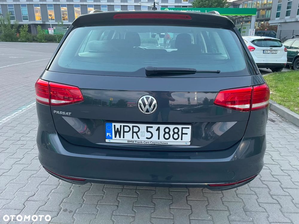 Volkswagen Passat 2.0 TDI BMT Trendline - 5