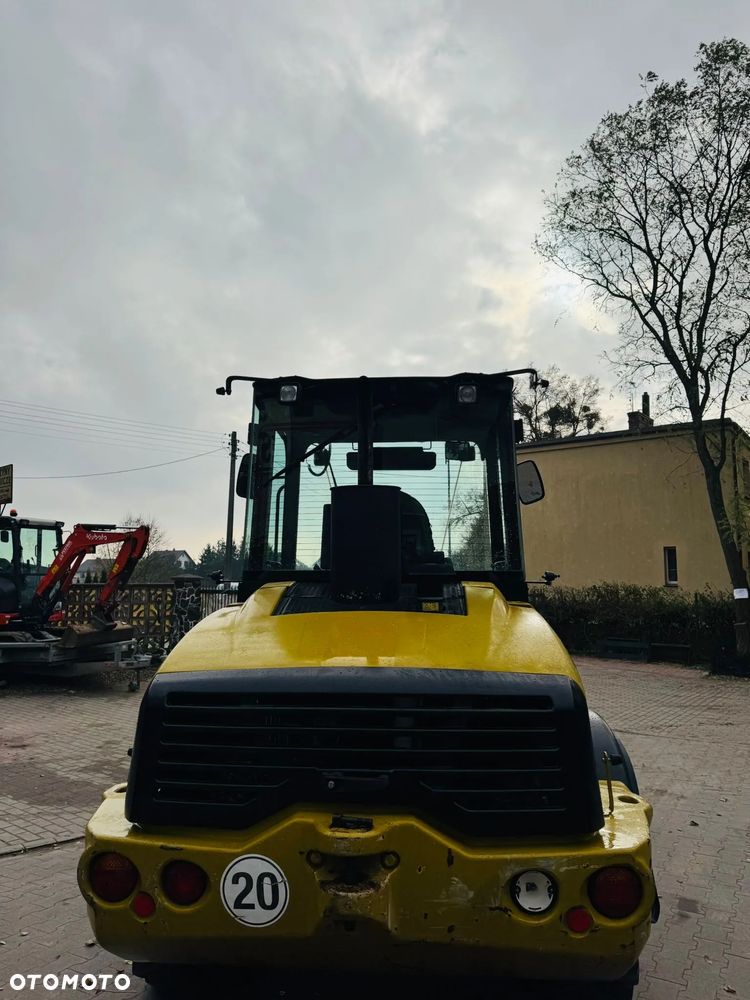 Caterpillar 908H - 15