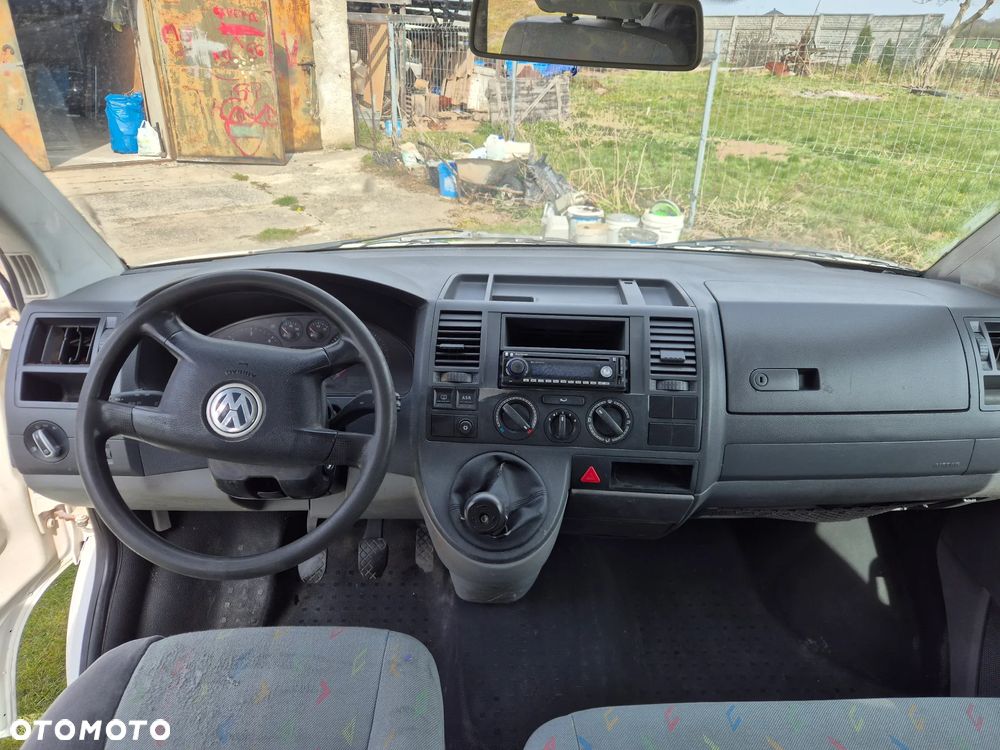 Volkswagen Transporter - 14