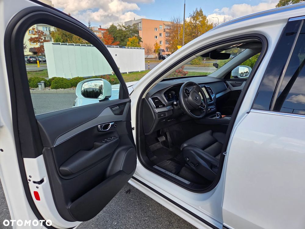 Volvo XC 90 - 7
