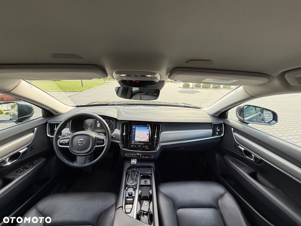 Volvo V90 D4 Geartronic Momentum - 18