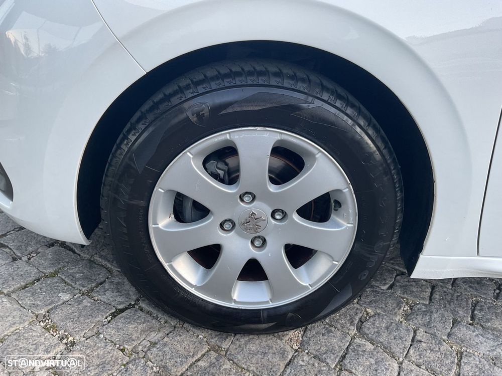 Peugeot 208 1.6 BlueHDi Active - 14