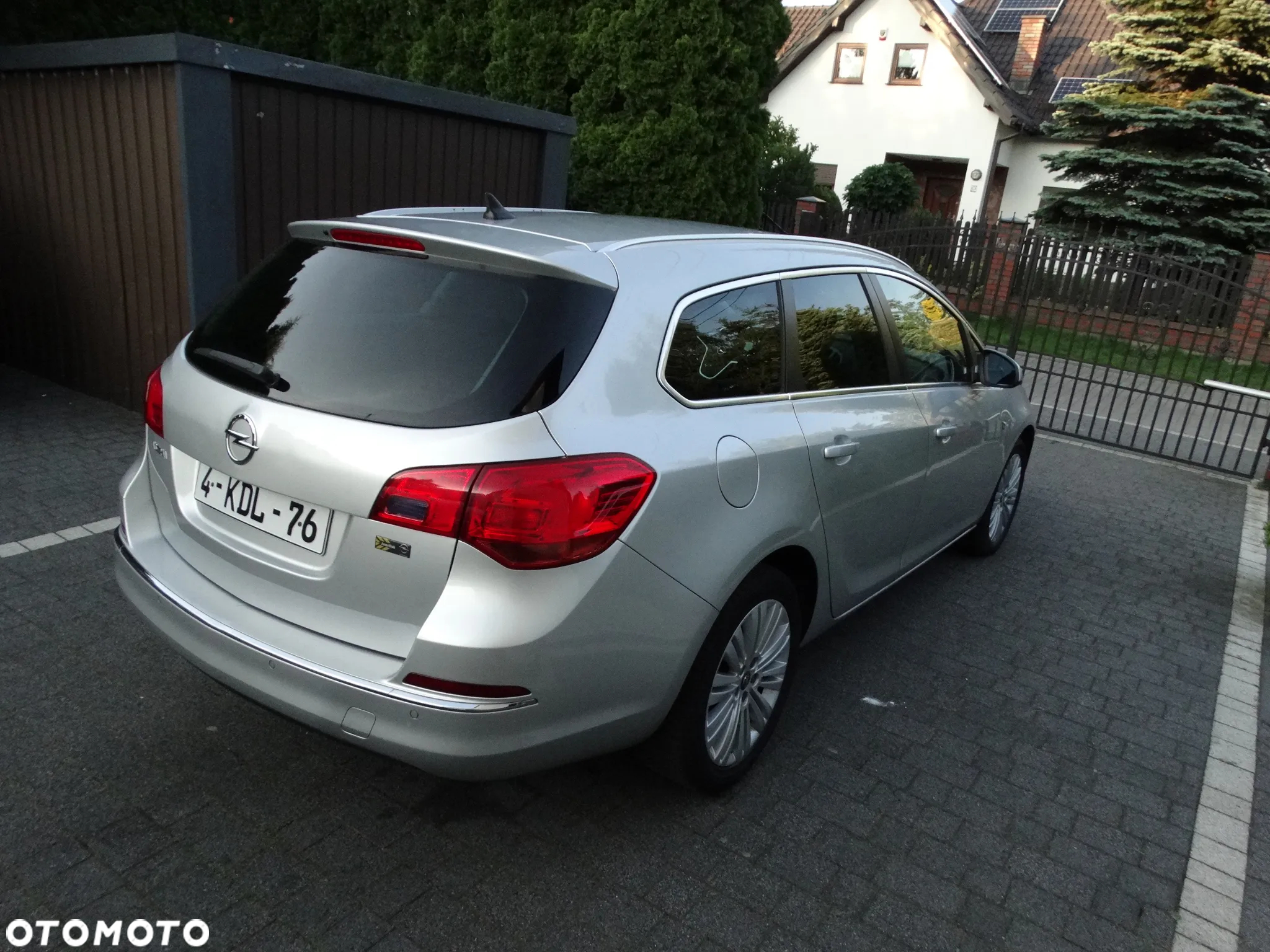 Opel Astra IV 1.4 T Active - 4