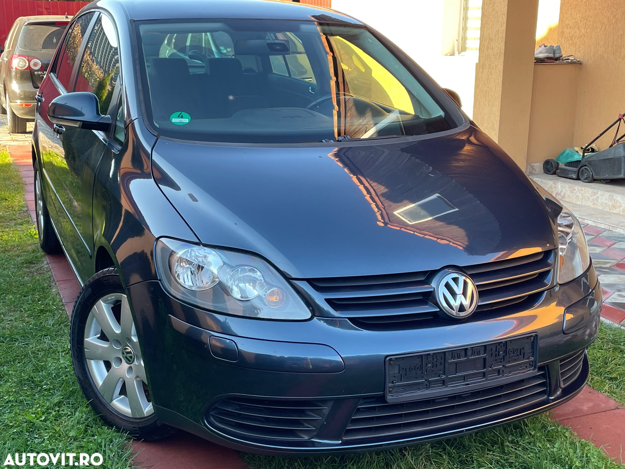 Volkswagen Golf Plus 1.9 TDI Comfortline - 24