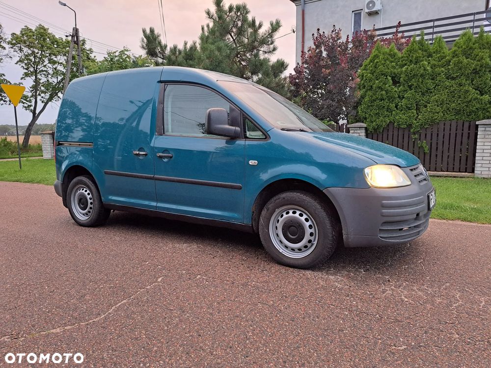 Volkswagen Caddy - 10